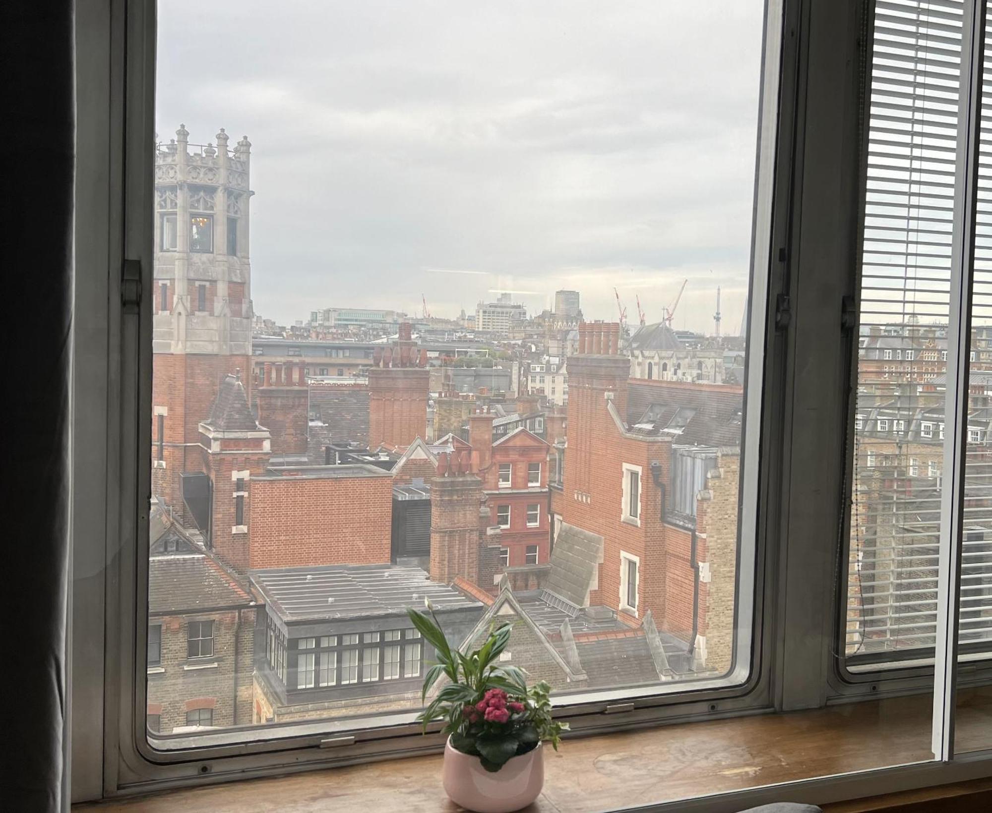 Top Floor Room In Baker St London Bagian luar foto