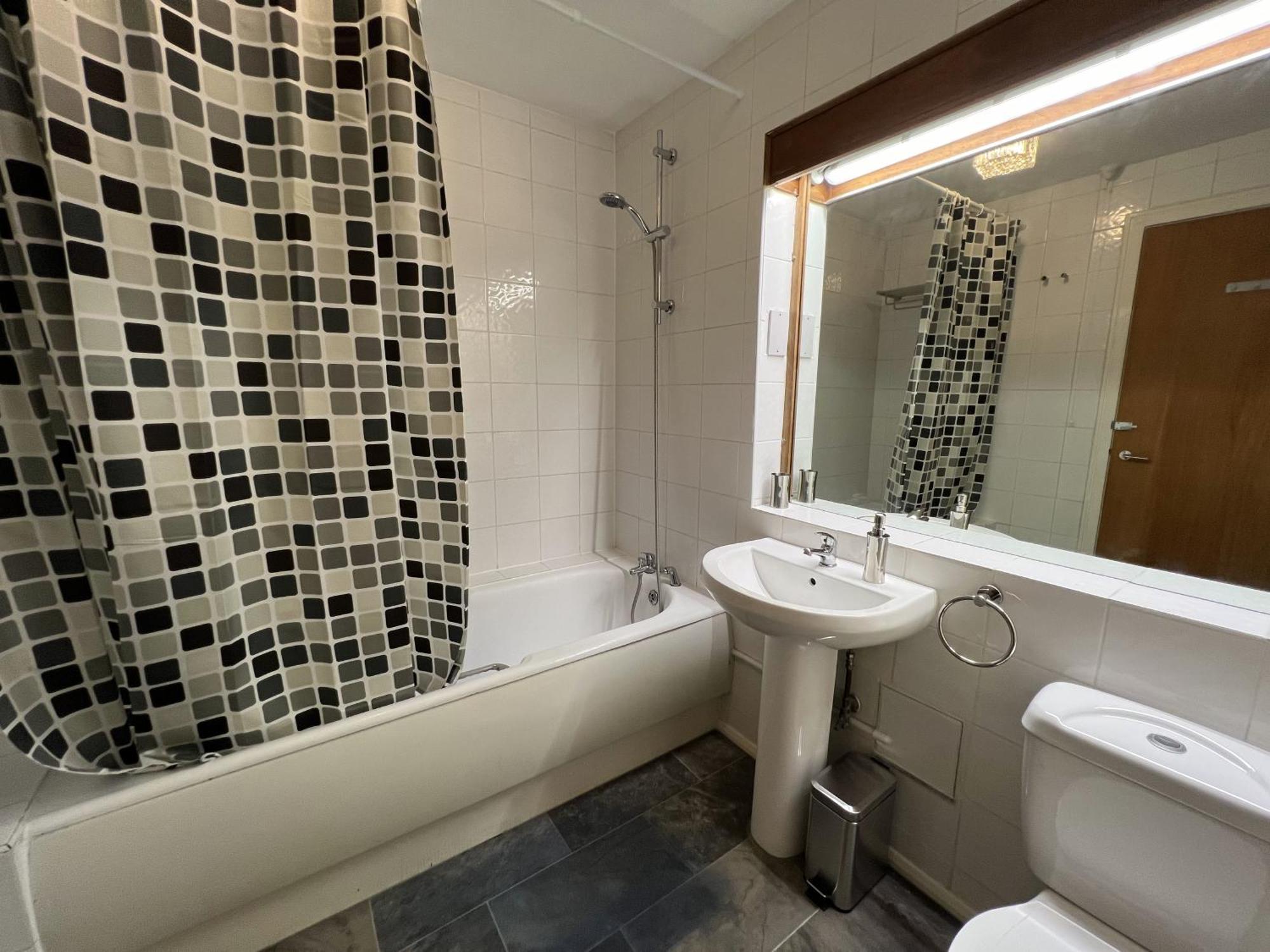 Top Floor Room In Baker St London Bagian luar foto
